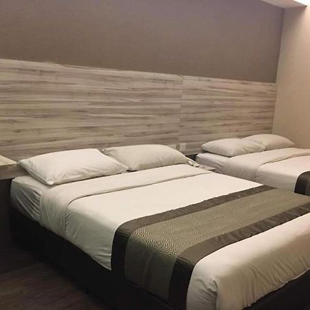 Hotel Austin Paradise - Taman Pulai Utama Skudai Exterior foto